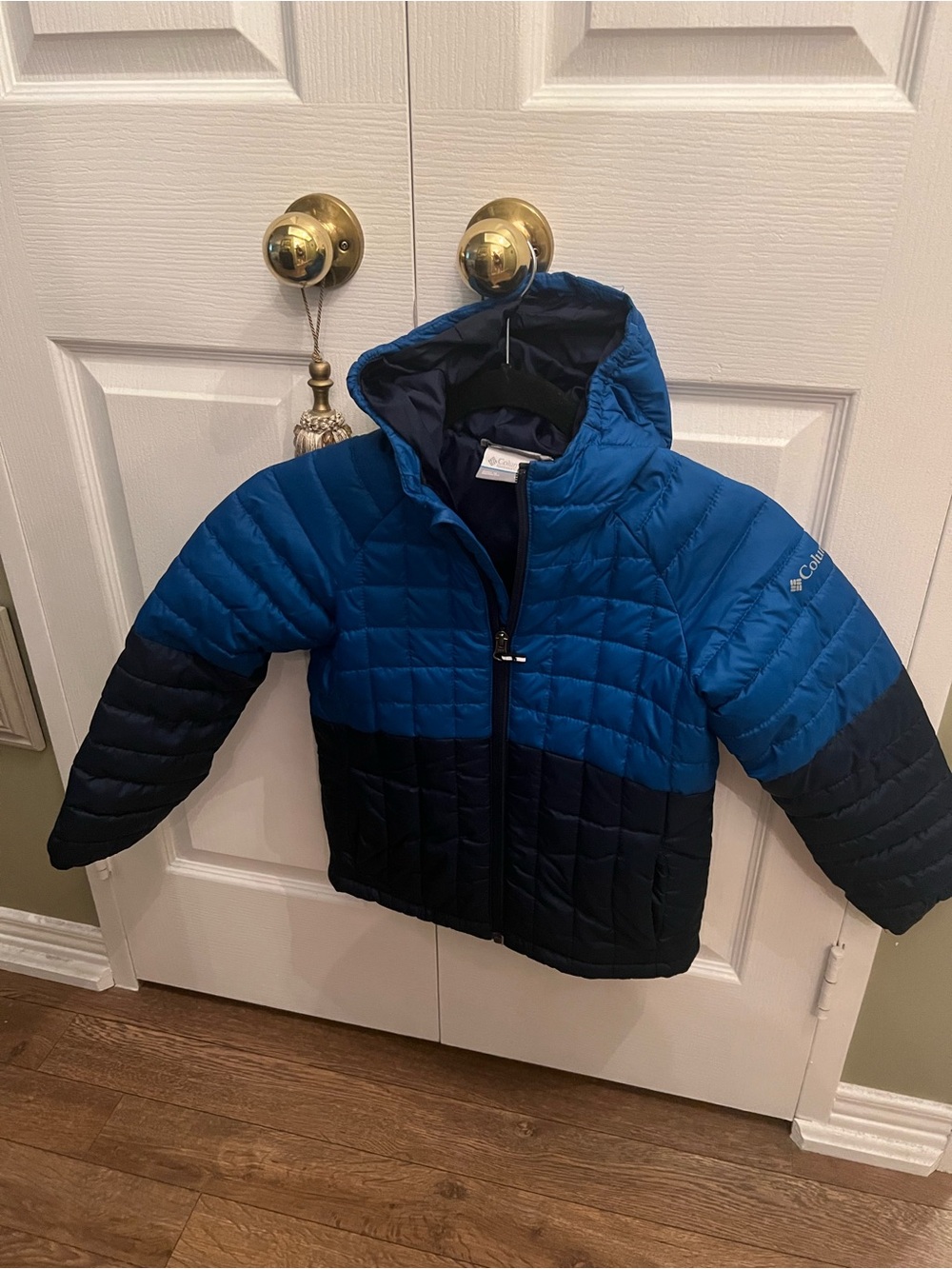 Columbia Boys' Blue and Black Puffer Jacket with Hood Boys Size XS